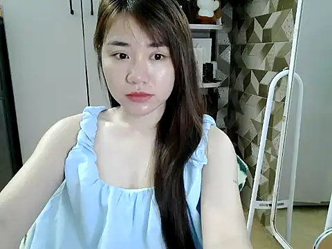 Amy8386 online show from March 27, 3:45 am