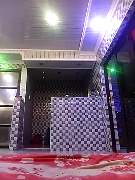 minniemoreee online show from February 28, 12:22 am