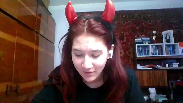 NickiKisinger online show from February 26, 5:17 am