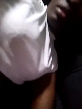 Snapshot of koenamanax chatting on February 15, 12:40 am koenamanax online show from February 15, 12:40 am