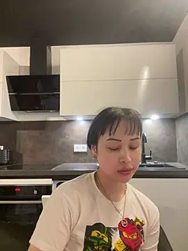 Just-Lilly online show from July 12, 10:12 pm