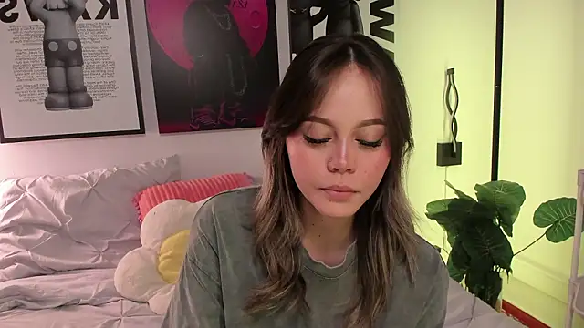 Hey lucy   online show from March 4, 12:11 pm