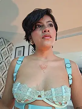 Eva Monroes online show from March 13, 3:46 am