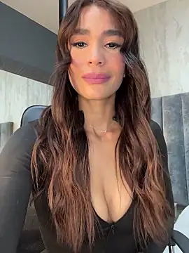 Snapshot of SofiaRivero chatting on February 8, 8:23 pm SofiaRivero online show from February 8, 8:23 pm