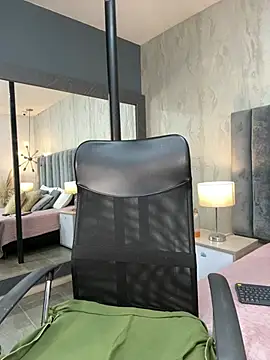 Snapshot of SofiaRivero chatting on February 21, 8:32 pm SofiaRivero online show from February 21, 8:32 pm