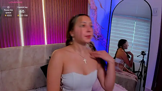 Giselle Laurens  online show from March 10, 2:22 pm