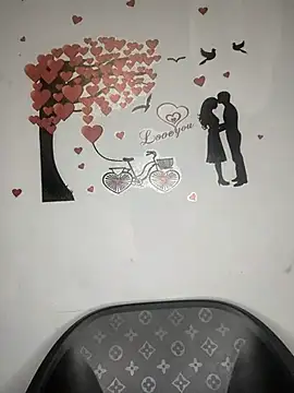 Snapshot of Alix_cuti chatting on February 20, 5:24 pm Alix cuti online show from February 20, 5:24 pm