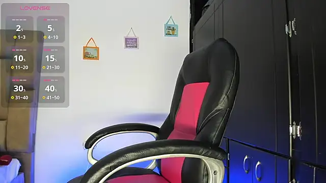 Snapshot of Ben_Castro_ chatting on February 12, 9:10 pm Ben Castro online show from February 12, 9:10 pm