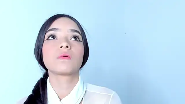 Snapshot of Lilith_pink29 chatting on February 14, 2:30 am Lilith pink29 online show from February 14, 2:30 am