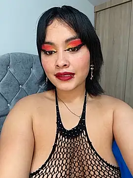 zoe love18 online show from May 12, 5:04 am