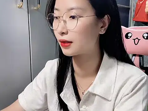 Snapshot of Linne6789 chatting on March 2, 3:09 am Linne6789 online show from March 2, 3:09 am