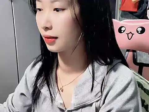 Linne6789 online show from March 3, 3:07 pm