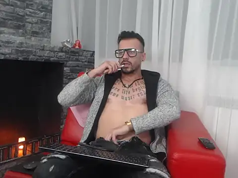 RyanxCole online show from February 20, 1:22 pm