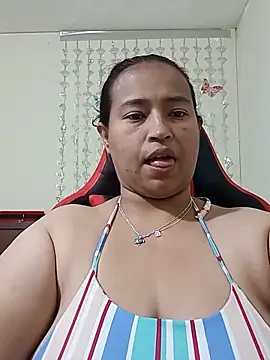 BustySexy Nataly online show from May 25, 6:41 am