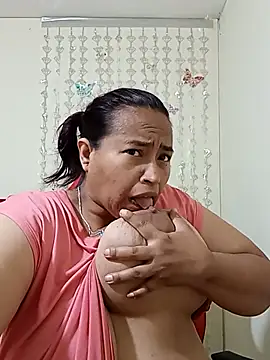 BustySexy Nataly online show from May 30, 8:11 am