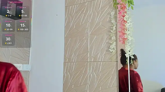 Snapshot of RebecaBlack_ chatting on February 21, 1:12 pm RebecaBlack online show from February 21, 1:12 pm