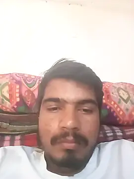 Snapshot of Harry302933 chatting on March 14, 7:14 am Harry302933 online show from March 14, 7:14 am