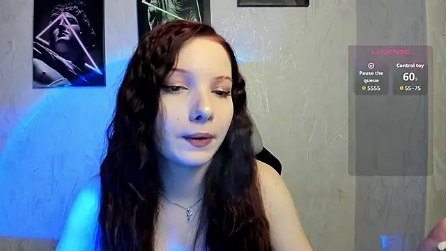 AuroraKane online show from February 12, 4:35 pm