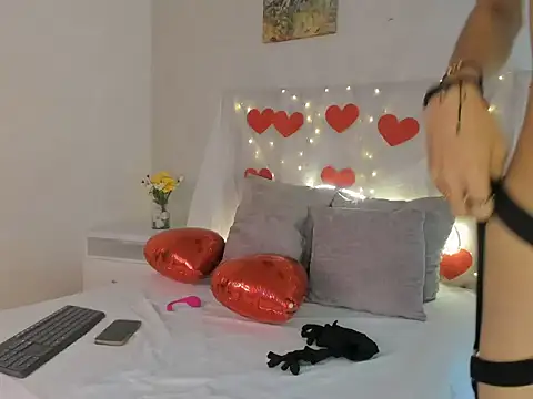 noah lewiss online show from February 16, 11:50 am