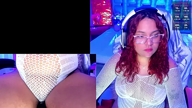 Snapshot of BriannaLux chatting on February 7, 9:40 pm BriannaLux online show from February 7, 9:40 pm