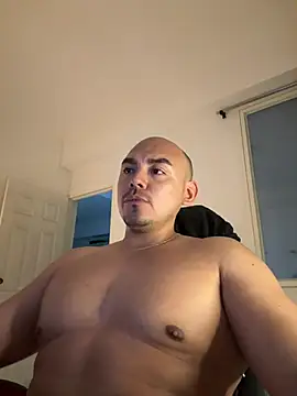 Snapshot of eros_colby chatting on June 2, 3:30 am eros colby online show from June 2, 3:30 am