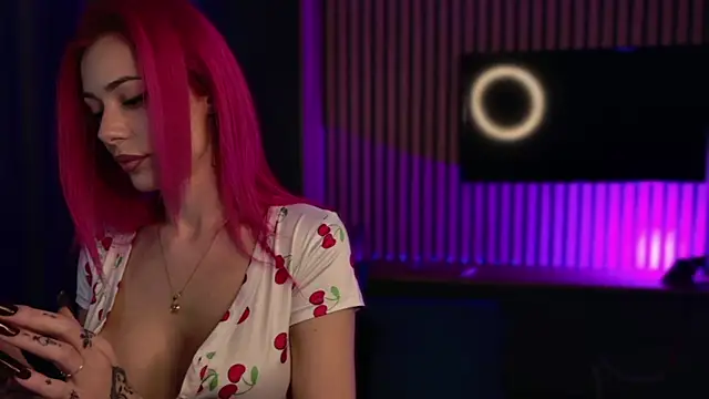 KaylieRosse online show from February 21, 6:20 pm