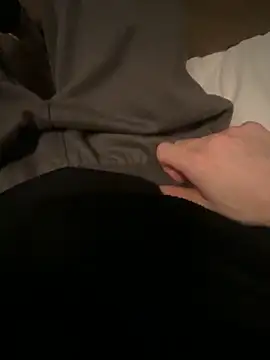 Snapshot of zo-19cm chatting on February 1, 10:30 pm zo-19cm online show from February 1, 10:30 pm