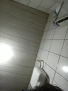 Snapshot of zacariastesao22 chatting on March 1, 11:40 pm zacariastesao22 online show from March 1, 11:40 pm