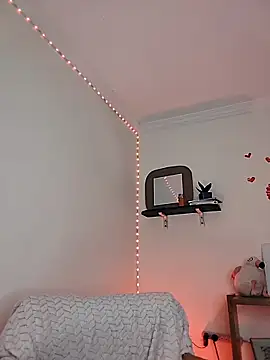 LilaRvsh online show from February 19, 5:09 pm