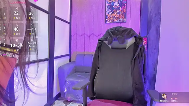 Snapshot of shaden_ chatting on February 13, 10:33 am shaden online show from February 13, 10:33 am