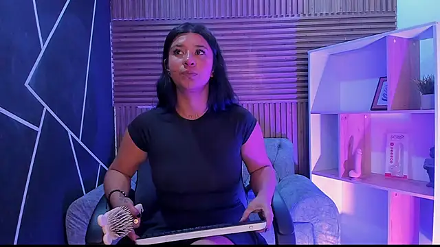 shaden  online show from March 5, 12:06 am