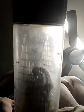 Snapshot of kloudmycock chatting on March 2, 2:25 am kloudmycock online show from March 2, 2:25 am