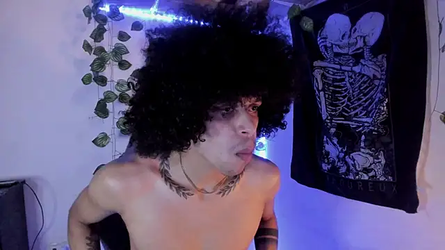 Aaron Hopper online show from February 16, 1:18 pm