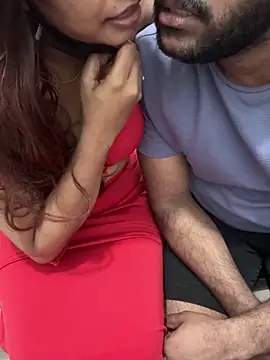 Snapshot of couple7v17d chatting on February 21, 10:22 pm couple7v17d online show from February 21, 10:22 pm