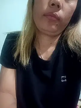 neha0882 online show from February 5, 3:55 am