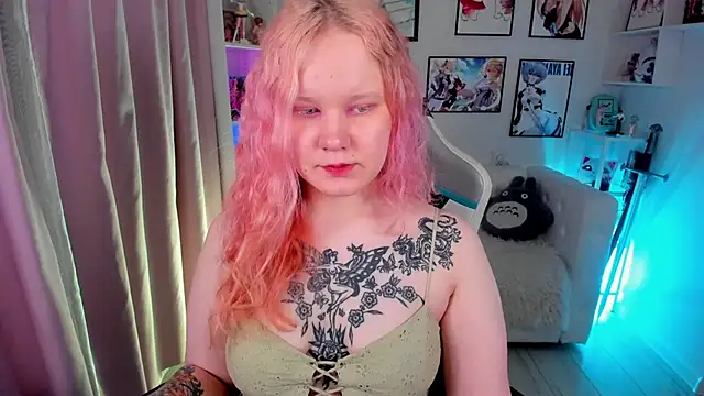 AnnieVibe online show from March 27, 5:34 pm