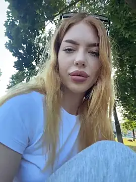 Snapshot of Jean_Graay chatting on June 14, 1:57 pm Jean Graay online show from June 14, 1:57 pm