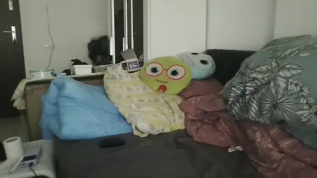 Snapshot of vitalik66679 chatting on February 12, 6:19 am vitalik66679 online show from February 12, 6:19 am