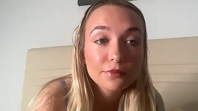 kelseyblu online show from May 23, 10:36 pm