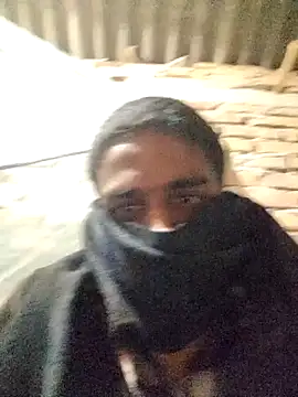 Snapshot of akku6147 chatting on February 3, 1:38 pm akku6147 online show from February 3, 1:38 pm