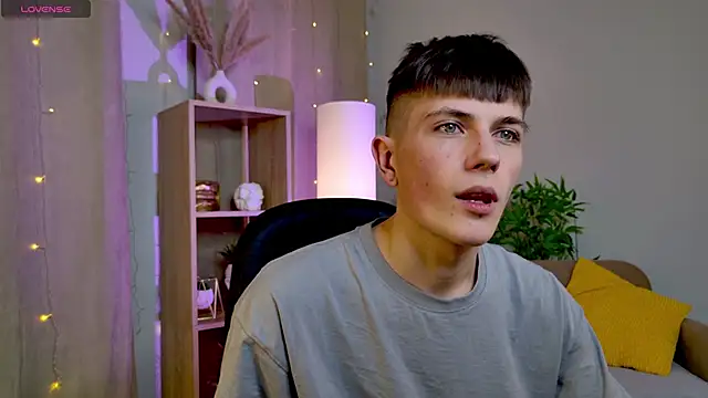 Rony Joy online show from February 8, 7:39 pm