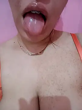 kamilia sexyy online show from April 6, 4:19 pm