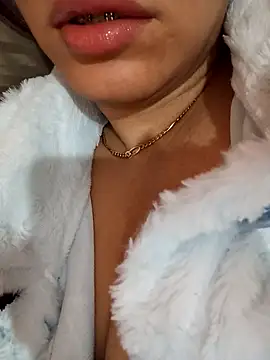 kamilia sexyy online show from April 12, 12:10 pm