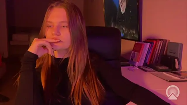 Snapshot of The_Timberrli chatting on February 4, 11:53 pm The Timberrli online show from February 4, 11:53 pm