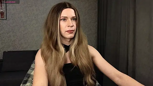Snapshot of Anna_inHear chatting on April 21, 4:12 pm Anna inHear online show from April 21, 4:12 pm