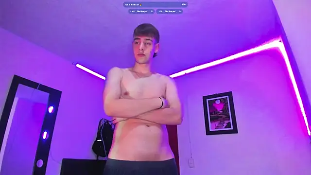 Snapshot of PapiNoha69 chatting on February 8, 2:48 am PapiNoha69 online show from February 8, 2:48 am