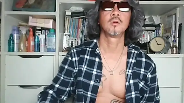 MtaS1 online show from March 18, 5:49 pm