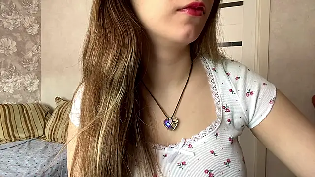 Snapshot of Shanika_wey chatting on February 22, 6:13 am Shanika wey online show from February 22, 6:13 am