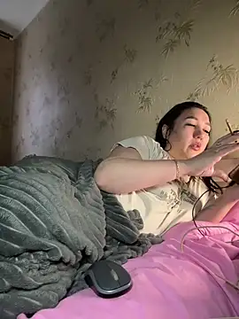 Naughtgirl 2026 online show from February 14, 2:14 pm