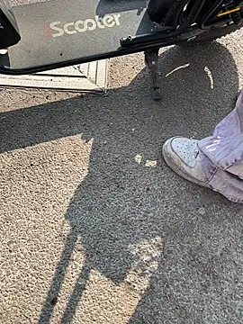 Piratee666 online show from March 23, 9:35 am